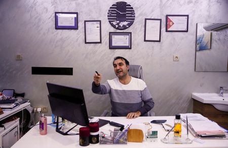 tagreuters.com2024binary_LYNXNPEKB40LE-VIEWIMAGE