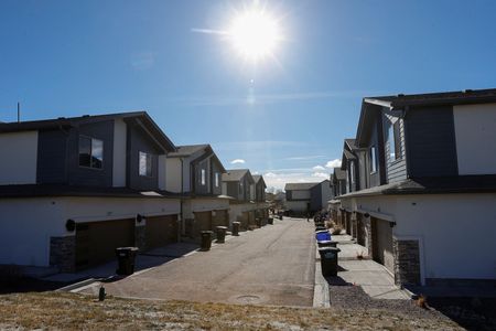 tagreuters.com2025binary_LYNXMPEL010JG-VIEWIMAGE