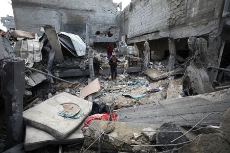 tagreuters.com2025binary_LYNXMPEL03031-VIEWIMAGE