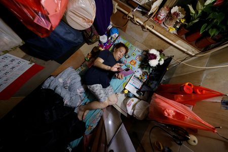 tagreuters.com2025binary_LYNXMPEL050U2-VIEWIMAGE