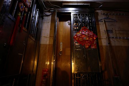 tagreuters.com2025binary_LYNXMPEL050UL-VIEWIMAGE