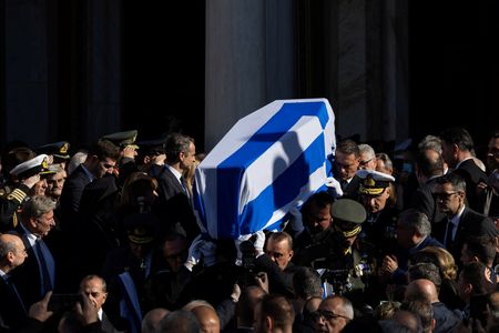 tagreuters.com2025binary_LYNXMPEL080H1-VIEWIMAGE