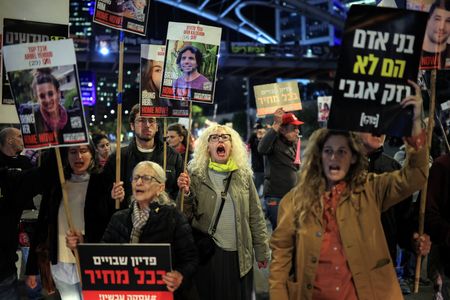 tagreuters.com2025binary_LYNXMPEL0C0TL-VIEWIMAGE