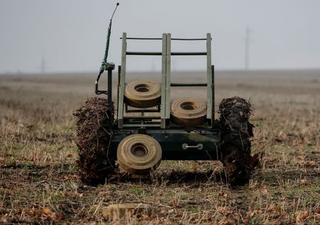 tagreuters.com2025binary_LYNXMPEL0F0O5-VIEWIMAGE