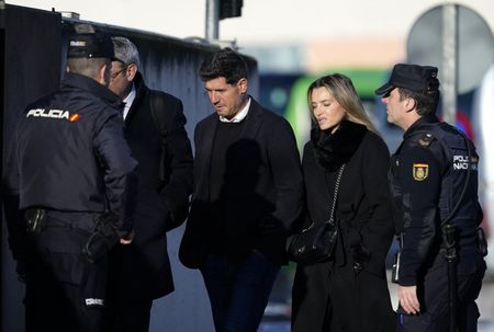 tagreuters.com2025binary_LYNXMPEL120AR-VIEWIMAGE