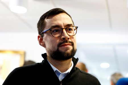 tagreuters.com2025binary_LYNXMPEL130SH-VIEWIMAGE