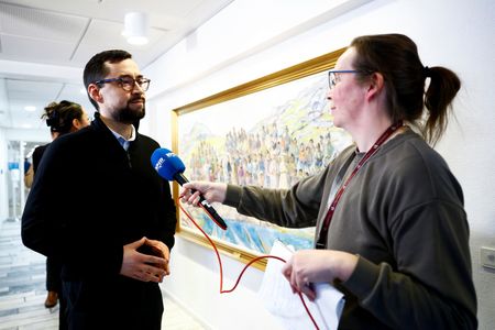 tagreuters.com2025binary_LYNXMPEL130SI-VIEWIMAGE