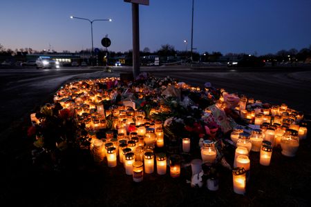 tagreuters.com2025binary_LYNXMPEL150R5-VIEWIMAGE