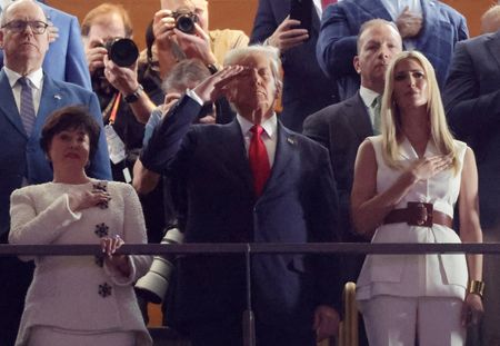 tagreuters.com2025binary_LYNXMPEL19004-VIEWIMAGE