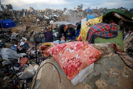 tagreuters.com2025binary_LYNXMPEL1A0F0-VIEWIMAGE