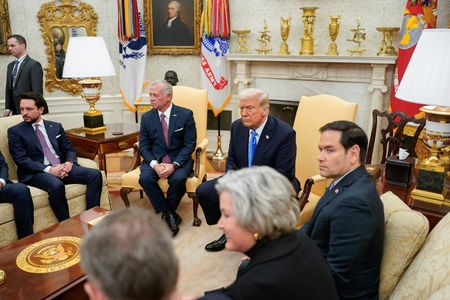 tagreuters.com2025binary_LYNXMPEL1A0PI-VIEWIMAGE