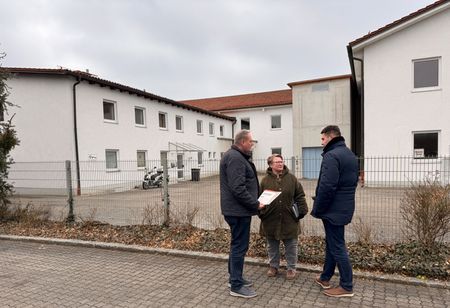 tagreuters.com2025binary_LYNXMPEL1B0CL-VIEWIMAGE