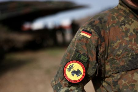 tagreuters.com2025binary_LYNXMPEL1C0G6-VIEWIMAGE