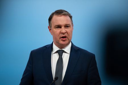 tagreuters.com2025binary_LYNXMPEL1C0RT-VIEWIMAGE