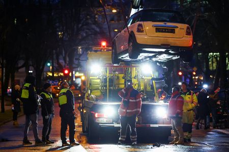 tagreuters.com2025binary_LYNXMPEL1C0U3-VIEWIMAGE