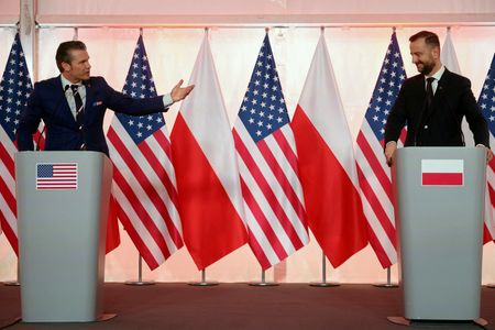 tagreuters.com2025binary_LYNXMPEL1D0FU-VIEWIMAGE