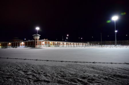 tagreuters.com2025binary_LYNXMPEL27051-VIEWIMAGE