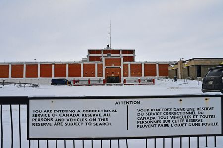 tagreuters.com2025binary_LYNXMPEL27053-VIEWIMAGE