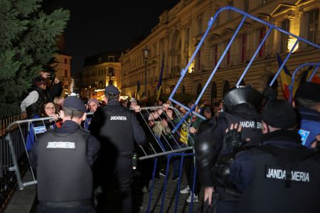 tagreuters.com2025binary_LYNXMPEL28081-VIEWIMAGE