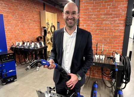 tagreuters.com2025binary_LYNXMPEL290FA-VIEWIMAGE