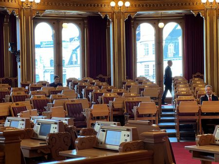 tagreuters.com2025binary_LYNXMPEL2A08J-VIEWIMAGE