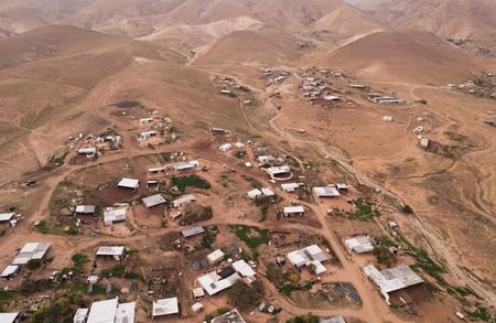 tagreuters.com2025binary_LYNXMPEL2A0FY-VIEWIMAGE