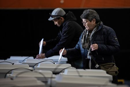 tagreuters.com2025binary_LYNXMPEL2A14Z-VIEWIMAGE