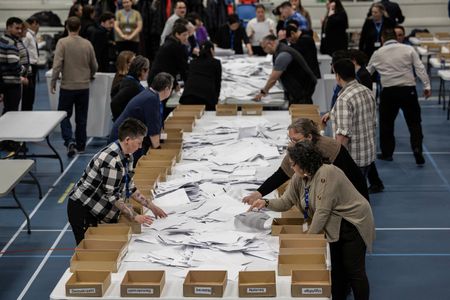 tagreuters.com2025binary_LYNXMPEL2A152-VIEWIMAGE