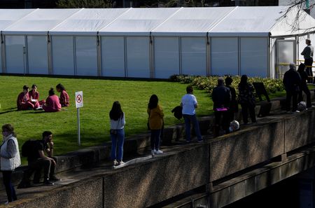 tagreuters.com2025binary_LYNXMPEL2B0NY-VIEWIMAGE