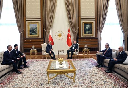 tagreuters.com2025binary_LYNXMPEL2B0SC-VIEWIMAGE