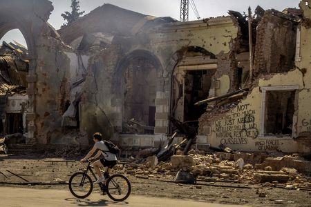 tagreuters.com2025binary_LYNXMPEL2D0NY-VIEWIMAGE