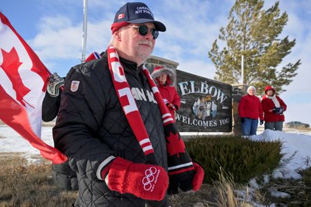 tagreuters.com2025binary_LYNXMPEL2E04D-VIEWIMAGE