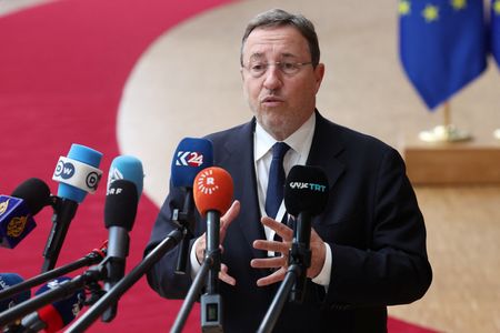 tagreuters.com2025binary_LYNXMPEL2G0JW-VIEWIMAGE