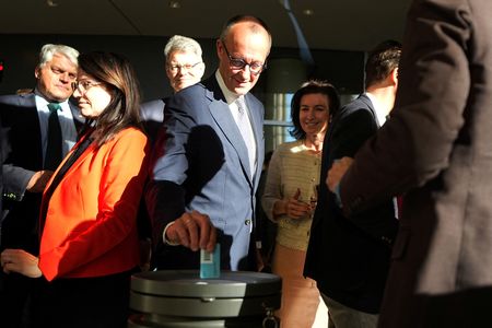 tagreuters.com2025binary_LYNXMPEL2H0ZE-VIEWIMAGE