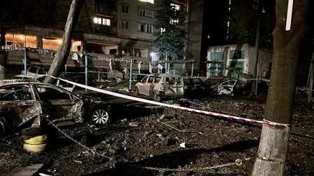 tagreuters.com2025binary_LYNXMPEL3G04N-VIEWIMAGE