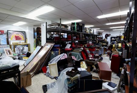 tagreuters.com2025binary_LYNXMPEL3G05X-VIEWIMAGE