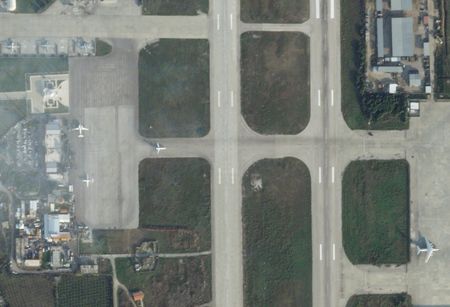 tagreuters.com2025binary_LYNXMPEL3G06E-VIEWIMAGE