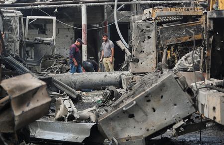 tagreuters.com2025binary_LYNXMPEL3L0D0-VIEWIMAGE