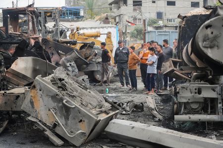 tagreuters.com2025binary_LYNXMPEL3L0D6-VIEWIMAGE