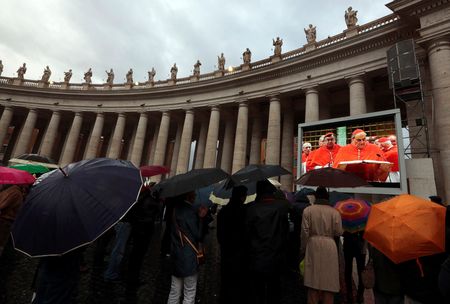 tagreuters.com2025binary_LYNXMPEL3M0E0-VIEWIMAGE