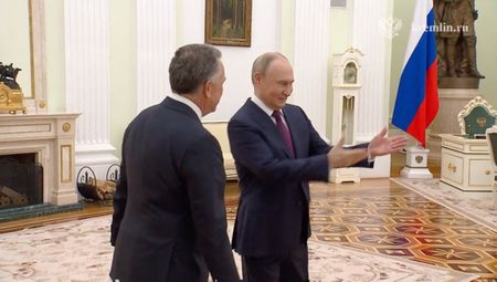 tagreuters.com2025binary_LYNXMPEL3O0IO-VIEWIMAGE