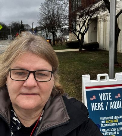 tagreuters.com2025binary_LYNXMPEL3O0SW-VIEWIMAGE