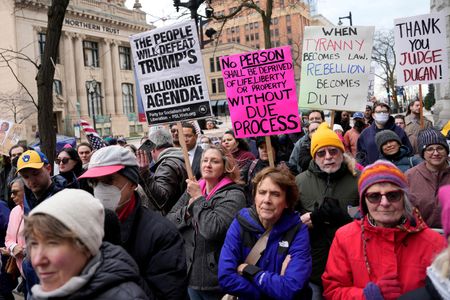 tagreuters.com2025binary_LYNXMPEL3O0ZU-VIEWIMAGE