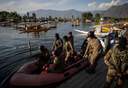 tagreuters.com2025binary_LYNXMPEL3P01B-VIEWIMAGE