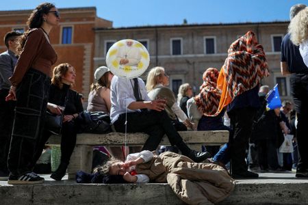 tagreuters.com2025binary_LYNXMPEL3R0TW-VIEWIMAGE