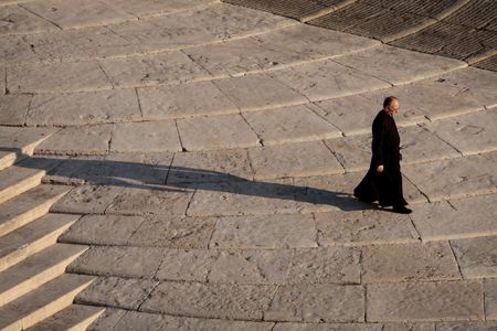 tagreuters.com2025binary_LYNXMPEL3R0U0-VIEWIMAGE