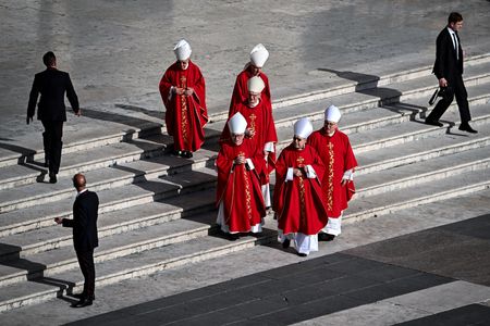 tagreuters.com2025binary_LYNXMPEL3R0U3-VIEWIMAGE