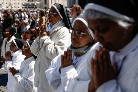 tagreuters.com2025binary_LYNXMPEL3R0U7-VIEWIMAGE