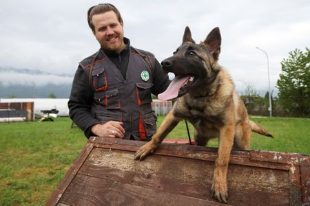 tagreuters.com2025binary_LYNXMPEL3S0AN-VIEWIMAGE