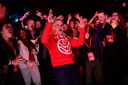 tagreuters.com2025binary_LYNXMPEL3S0F2-VIEWIMAGE